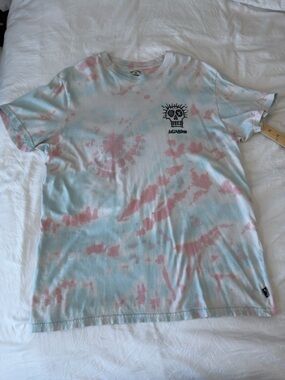 Billabong Pastel Tie-Dye Tee - Men’s Large